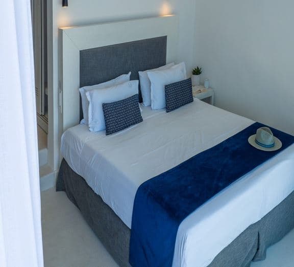 Bungalow Water Front Single Use Номера