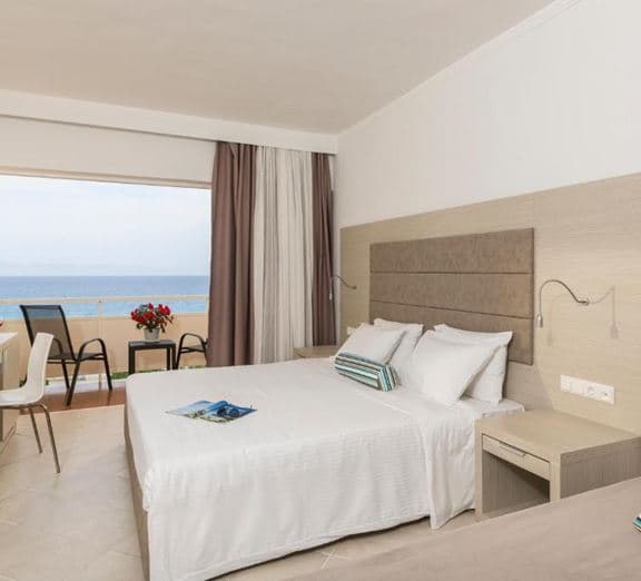 DOUBLE SEA VIEW WITH BALCONY Номера