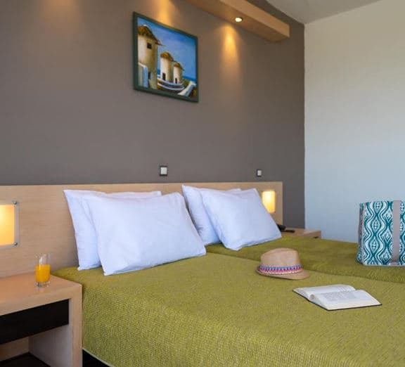 DOUBLE ROOM GARDEN VIEW Номера