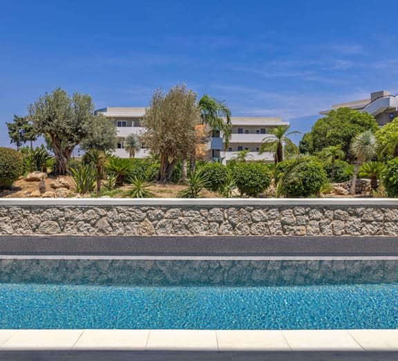 COMFORT ROOM WITH PRIVATE POOL Номера