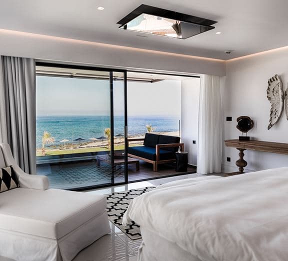 Dream Villa Beach Front Private Pool Номера