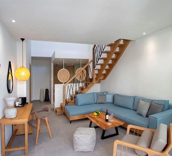 deluxe suite 2 level balcony Номера