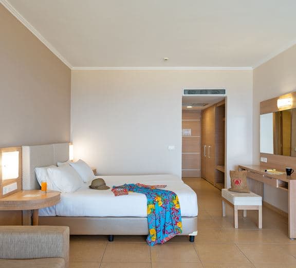 Double Promo With Balcony or Terrace Номера