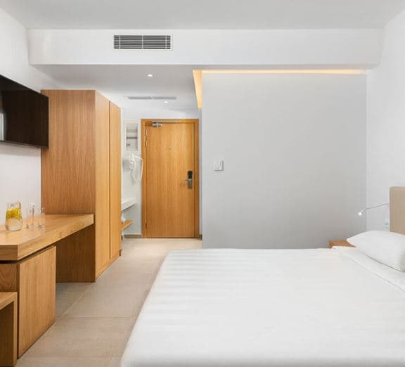 DOUBLE ROOM GARDEN VIEW Номера