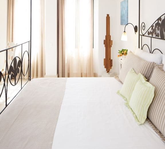 Premium One Bedroom Collection Suite Номера