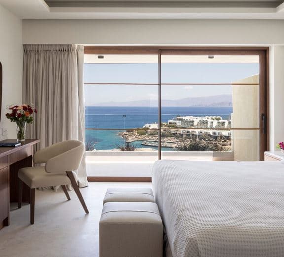 Premium Family 1-bedroom Suite Sea View - individual pool Номера