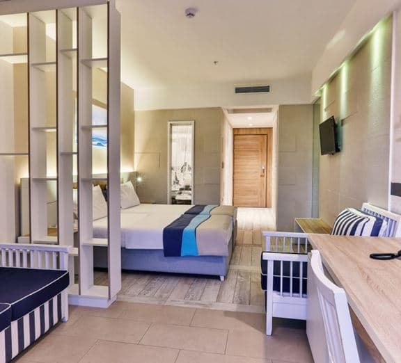 SUPERIOR ROOM SEA VIEW Номера