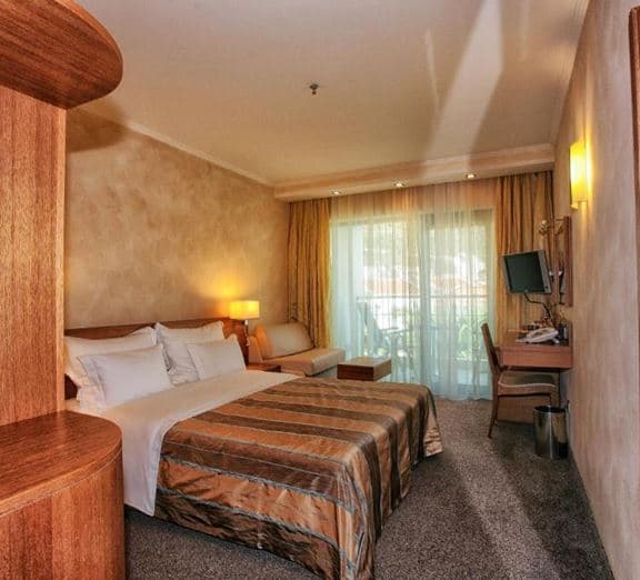 STANDARD ROOM POOL VIEW Номера