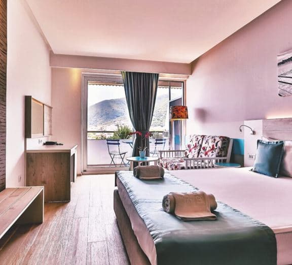 DOUBLE ROOM SIDE SEA VIEW Номера