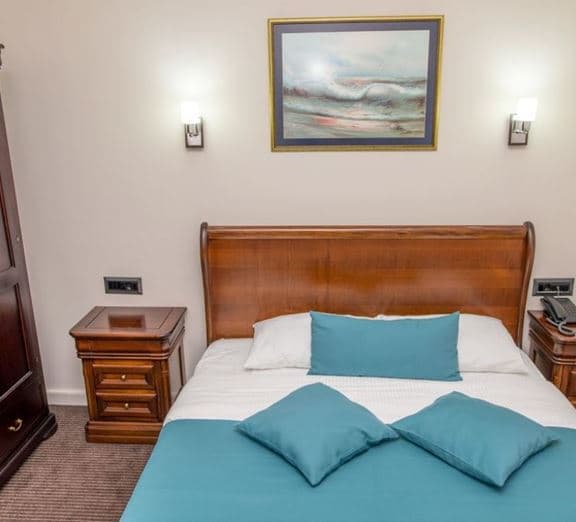 Double Room Номера