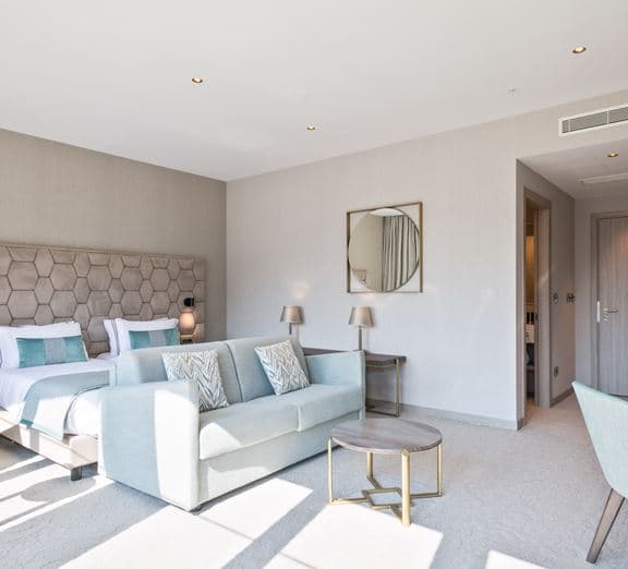 JUNIOR SUITE Номера