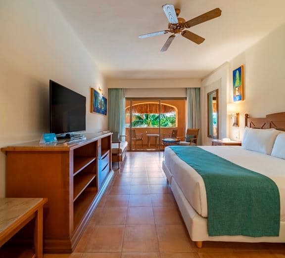 PREMIUM NEAR POOL Номера