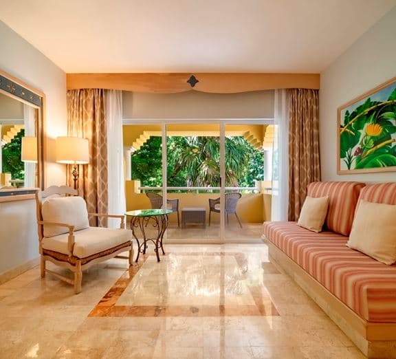 PREMIUM NEAR POOL Номера