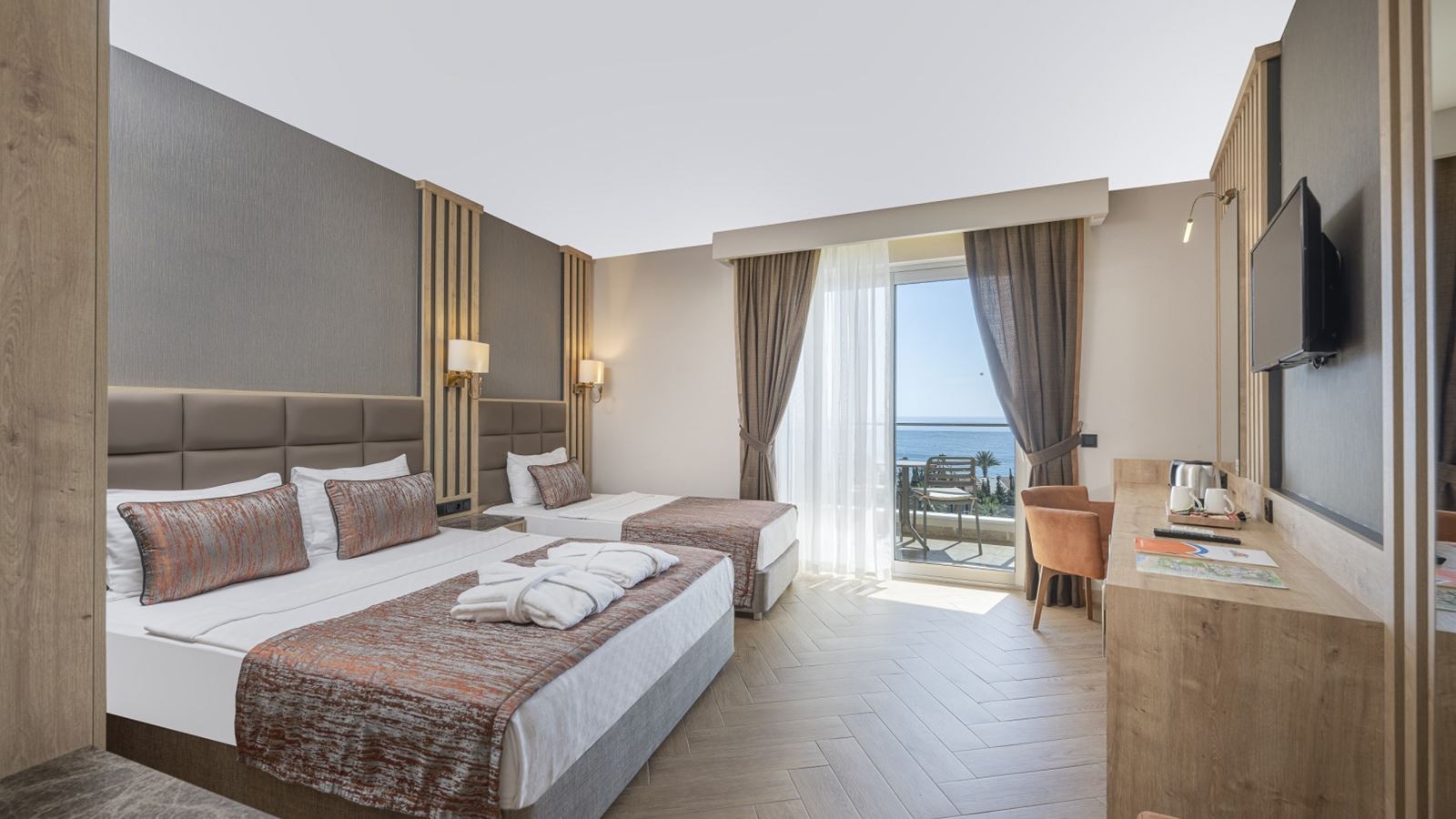 rooms-sea-view-room