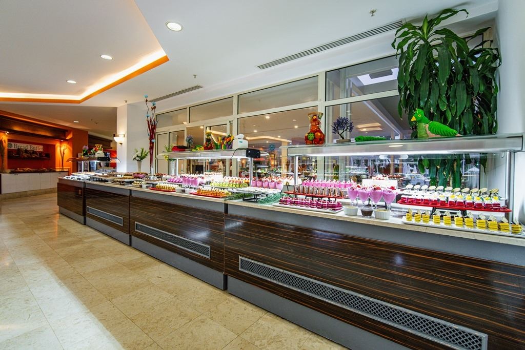 restaurants-papaya-restaurant