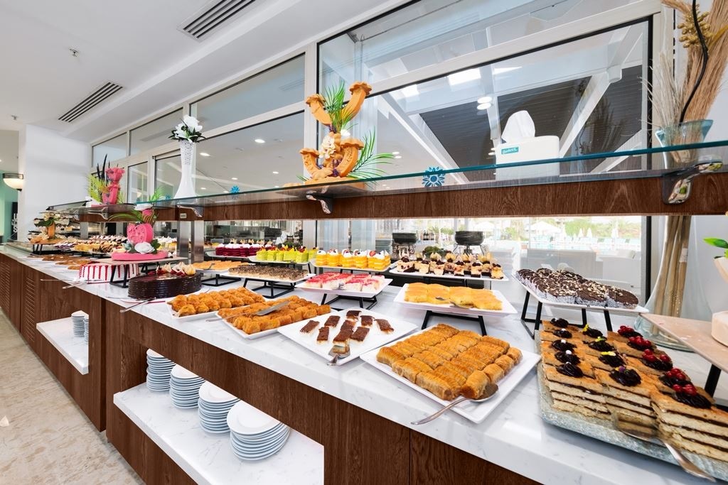 restaurants-papaya-restaurant