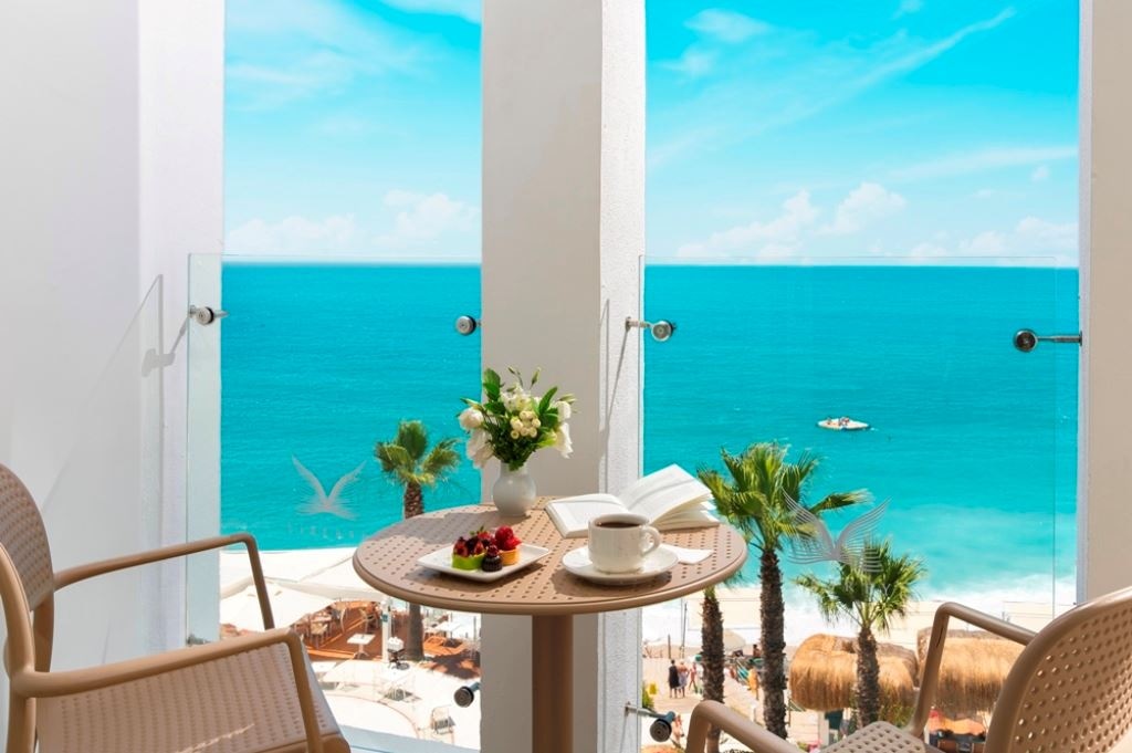 rooms-deluxe-connection-rooms-sea-view-6d