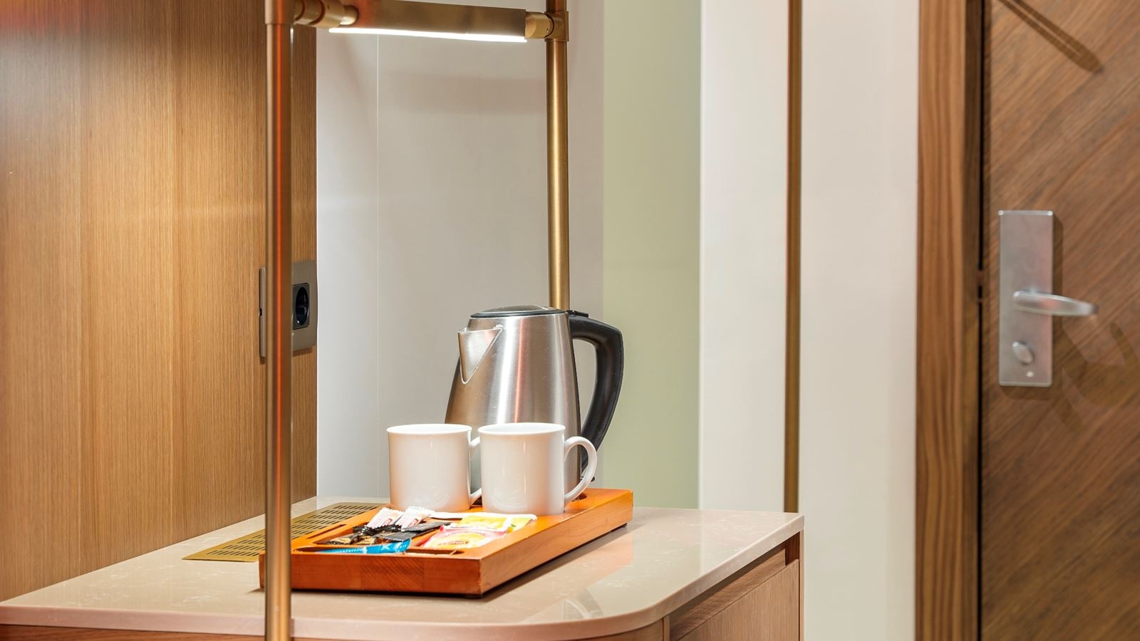 rooms-deluxe-standart-side-sea-view-type-1ad