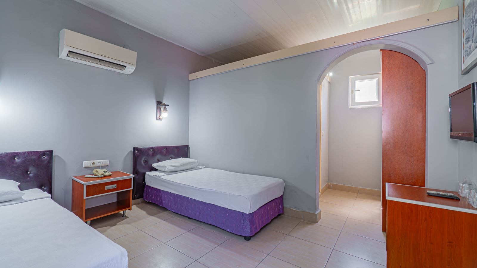 rooms-park-family-room