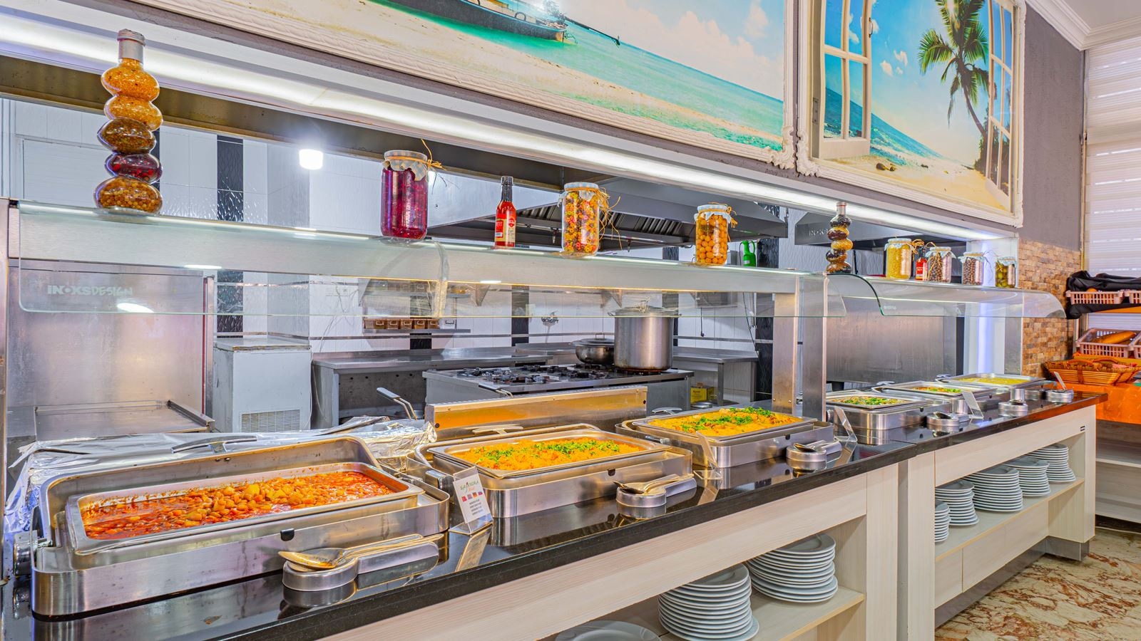 restaurants-restaurant