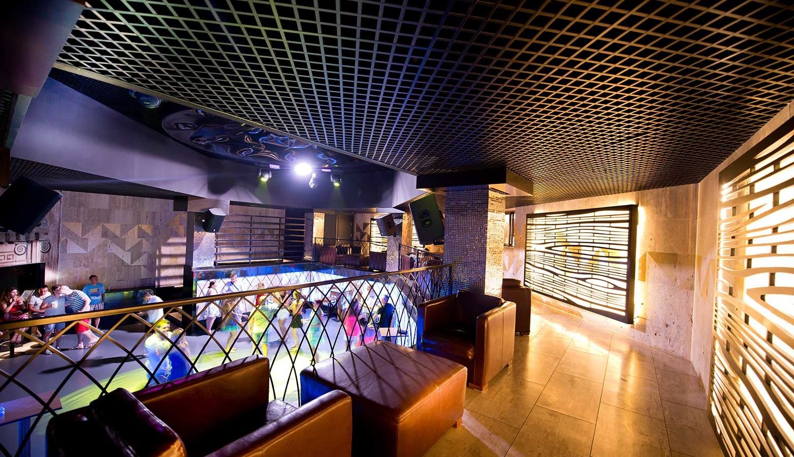 bars-apollon-disco-bar