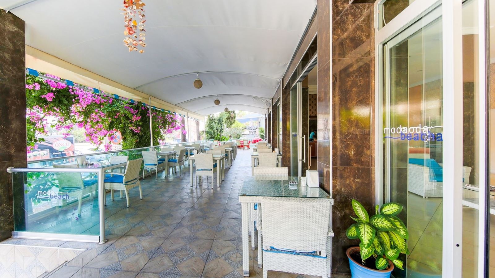 restaurants-ana-restaurant