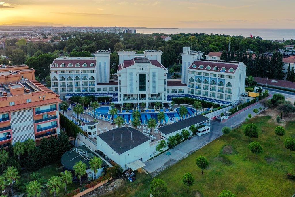 general-main-building