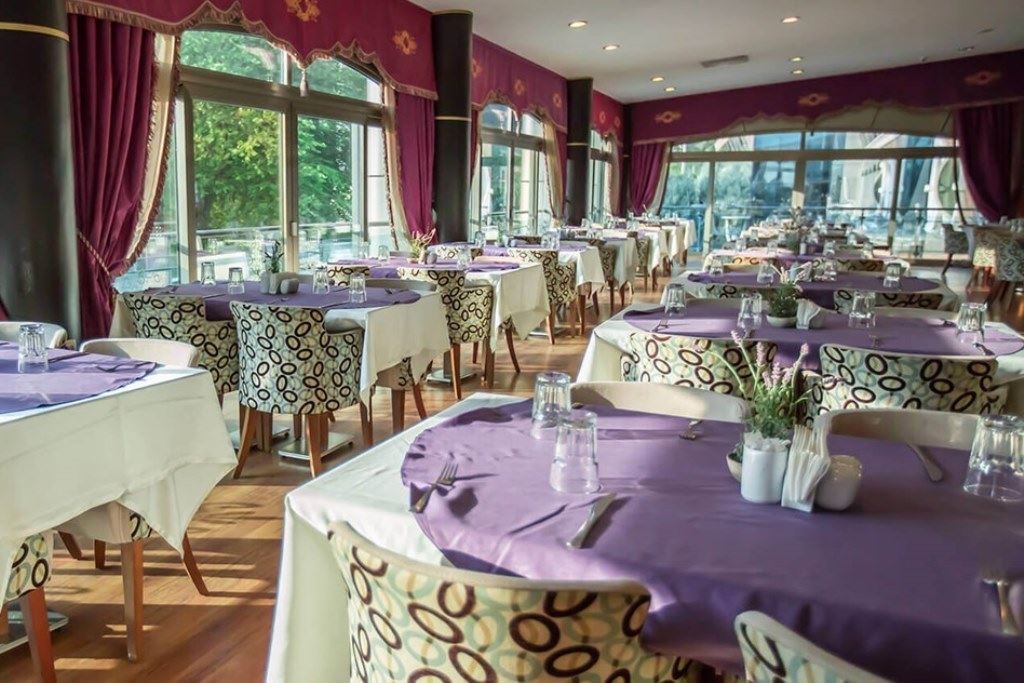 restaurants-ana--restaurant