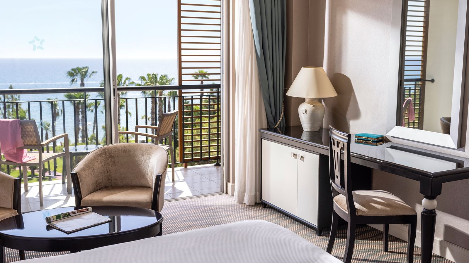 rooms-classic-room-sea-view