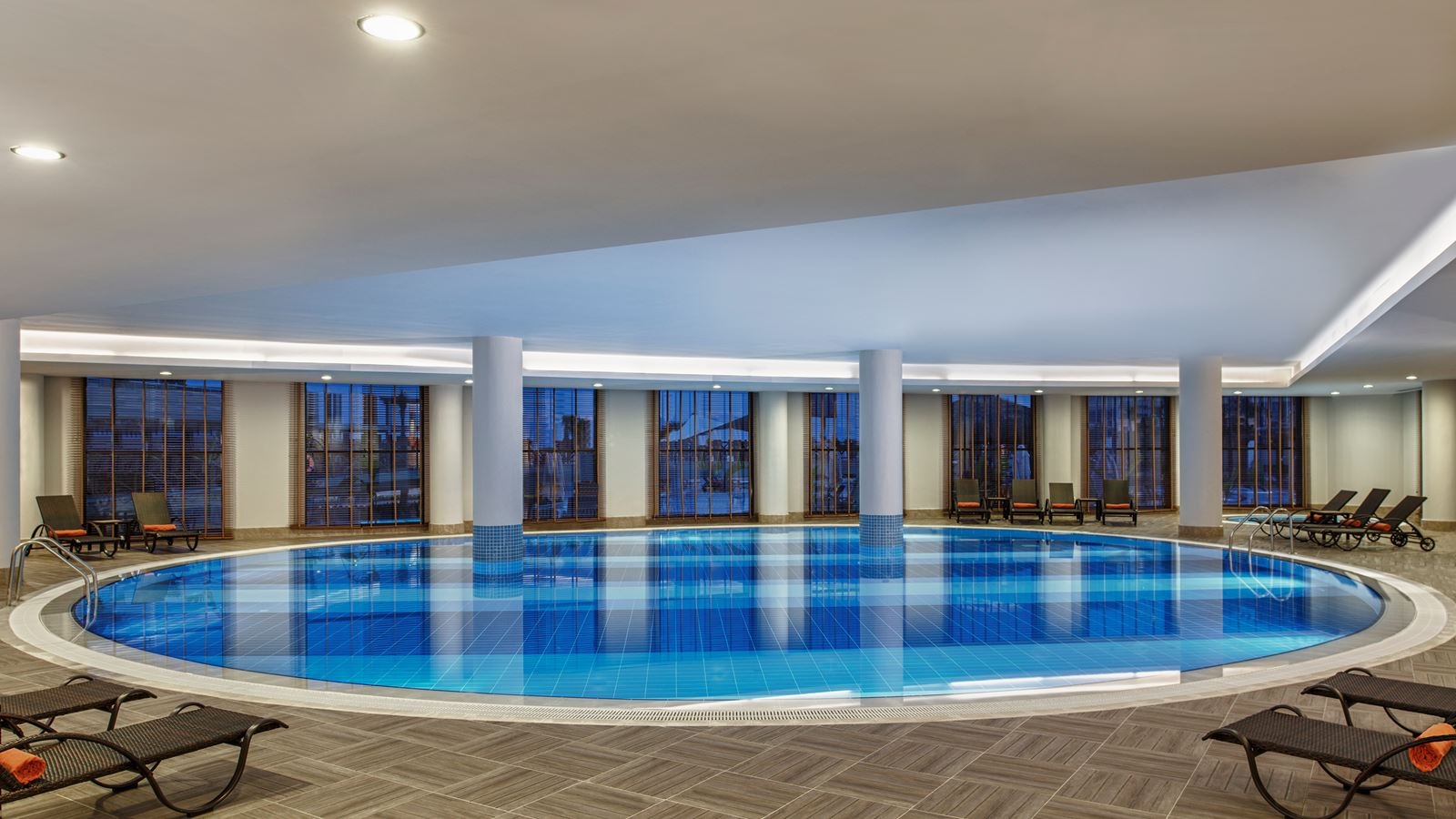pools-indoor-pool
