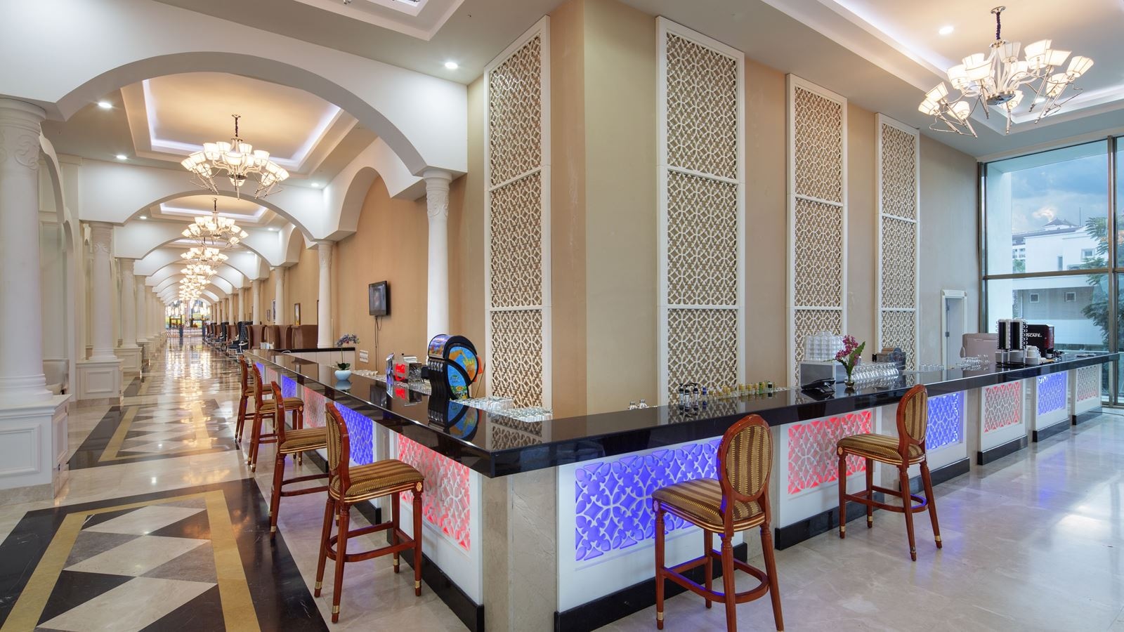 bars-lobby-lounge-bar