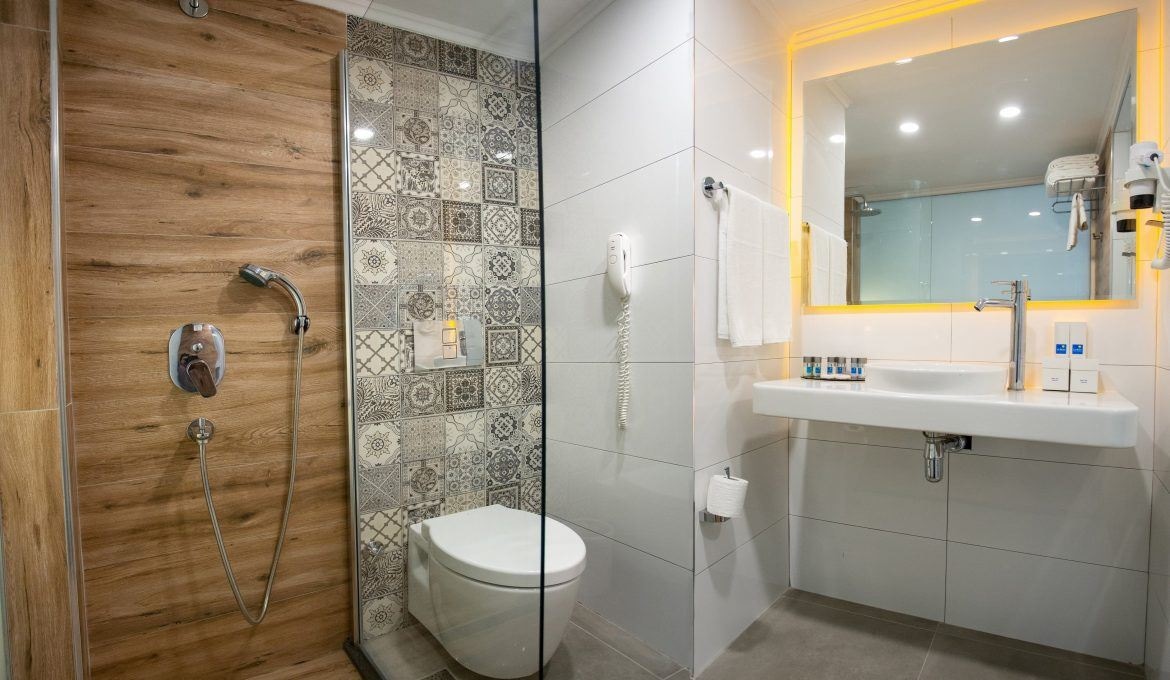 rooms-bunkbed-room-seaview-with-balcony