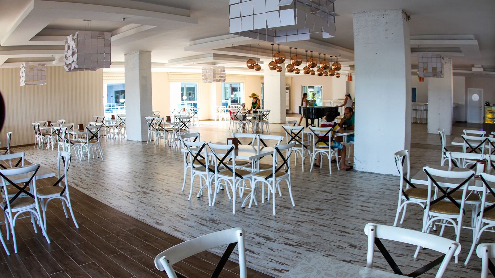 restaurants-snack-bar