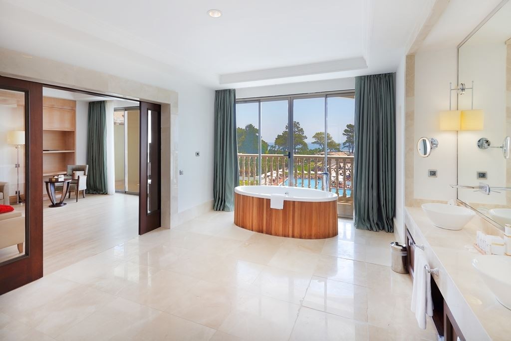 rooms-honeymoon-executive-suite