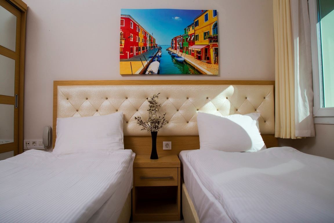 rooms-standard-room-land-view