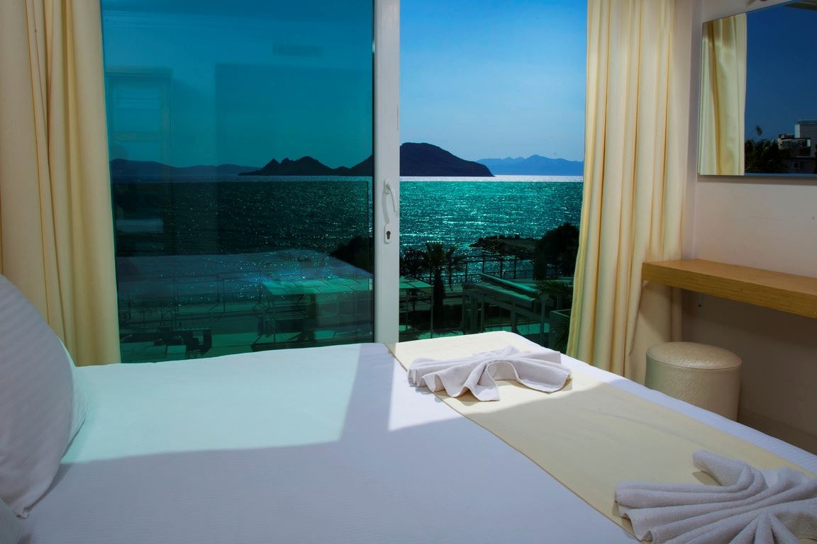 rooms-standard-room-sea-view