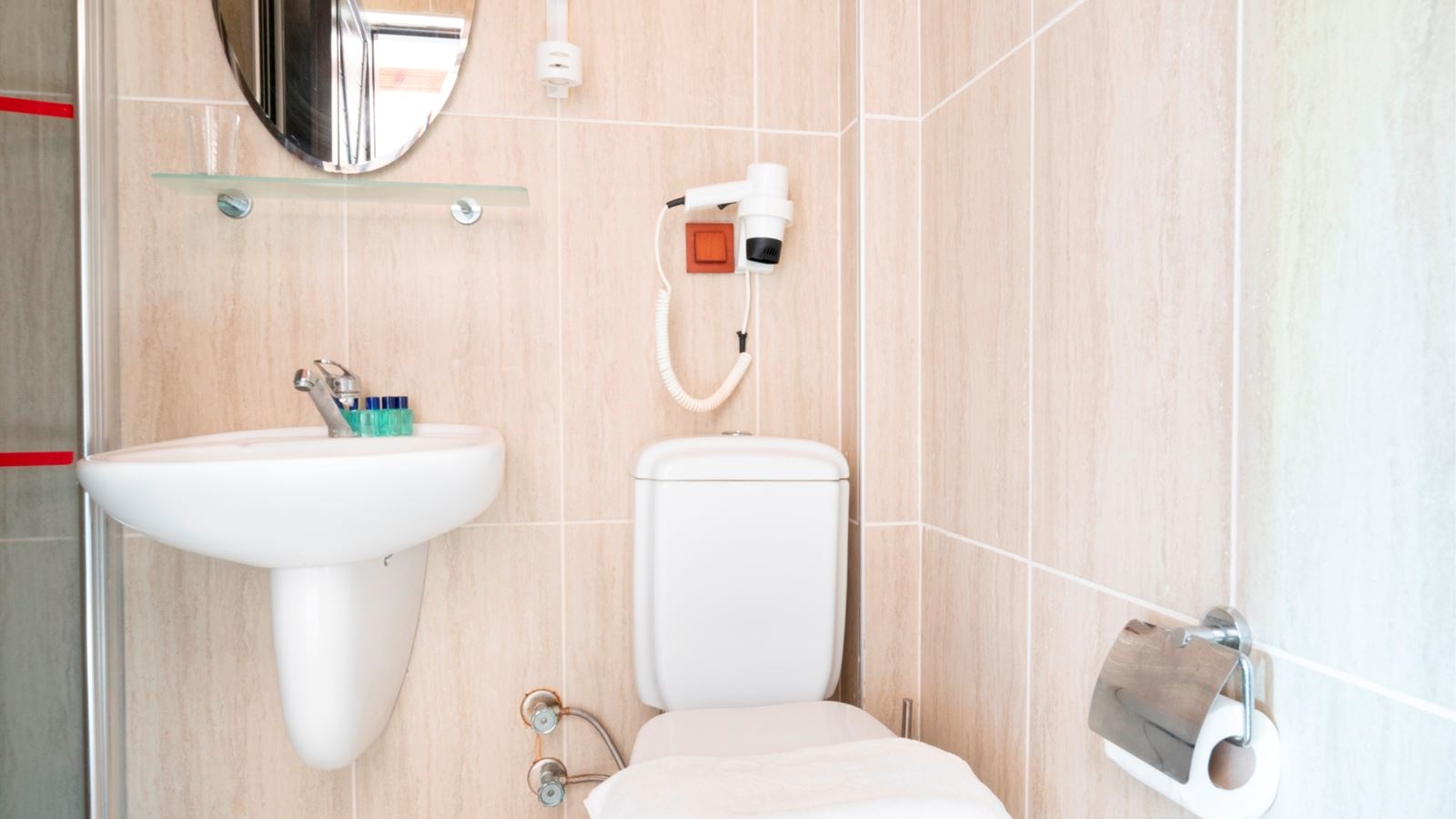 rooms-standard-room-with-balcony