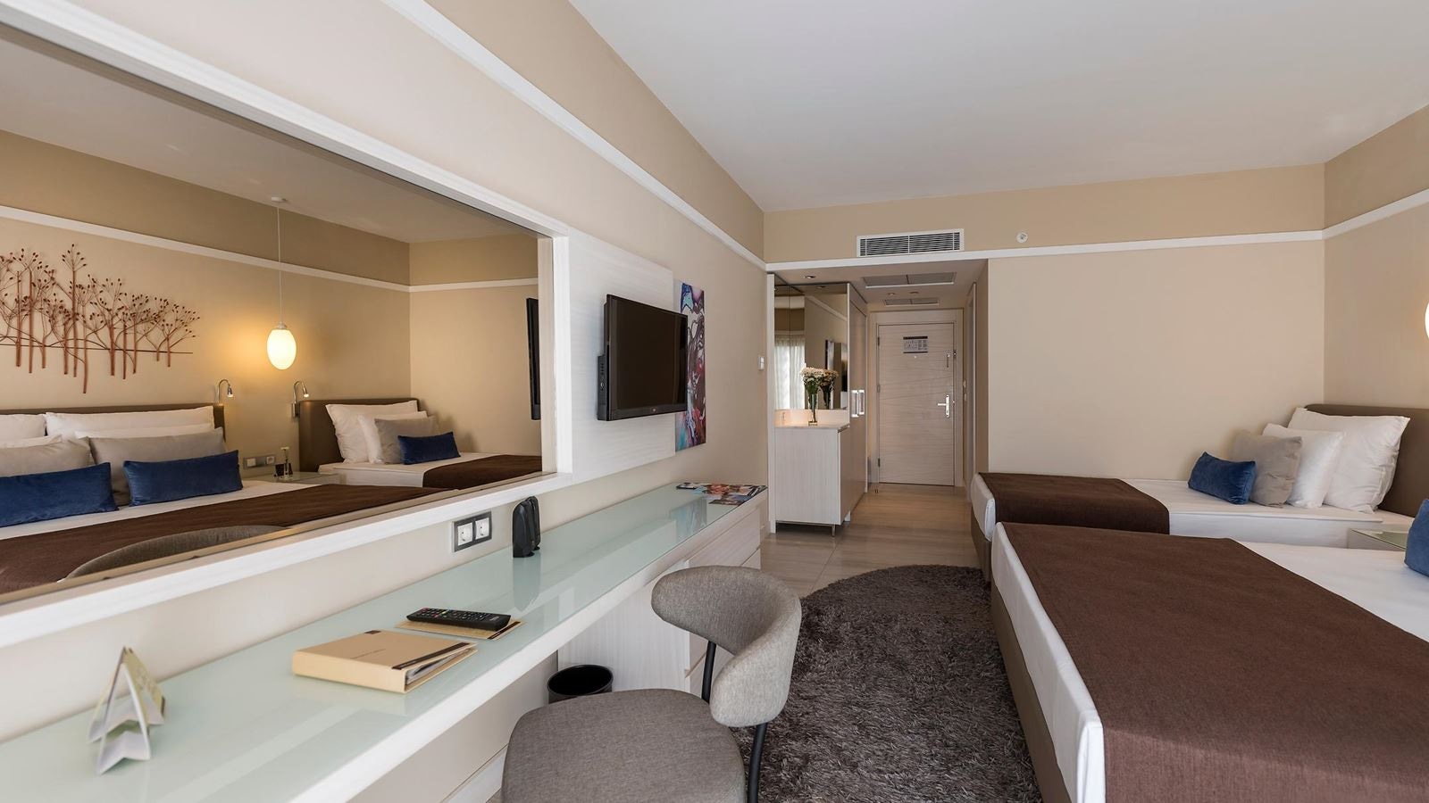 rooms-standard-swim-up-mixed-area