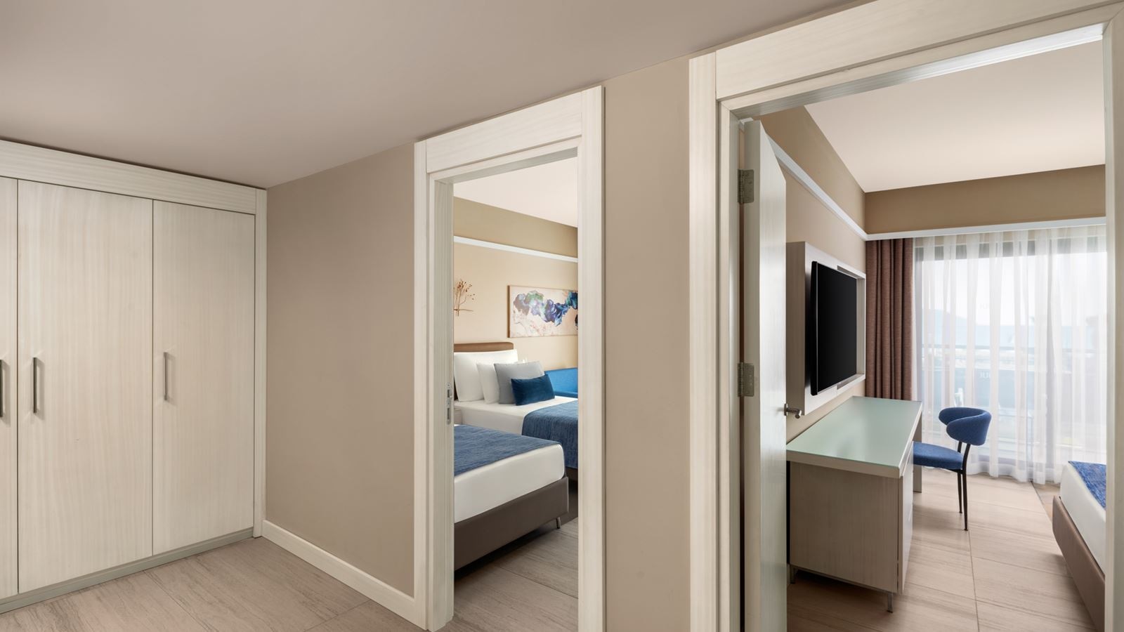 rooms-family-superior-swim-up