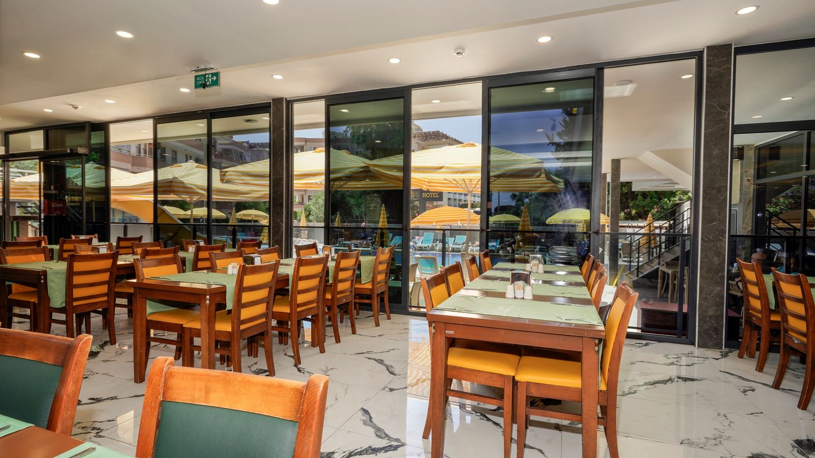 bars-restaurant--bar