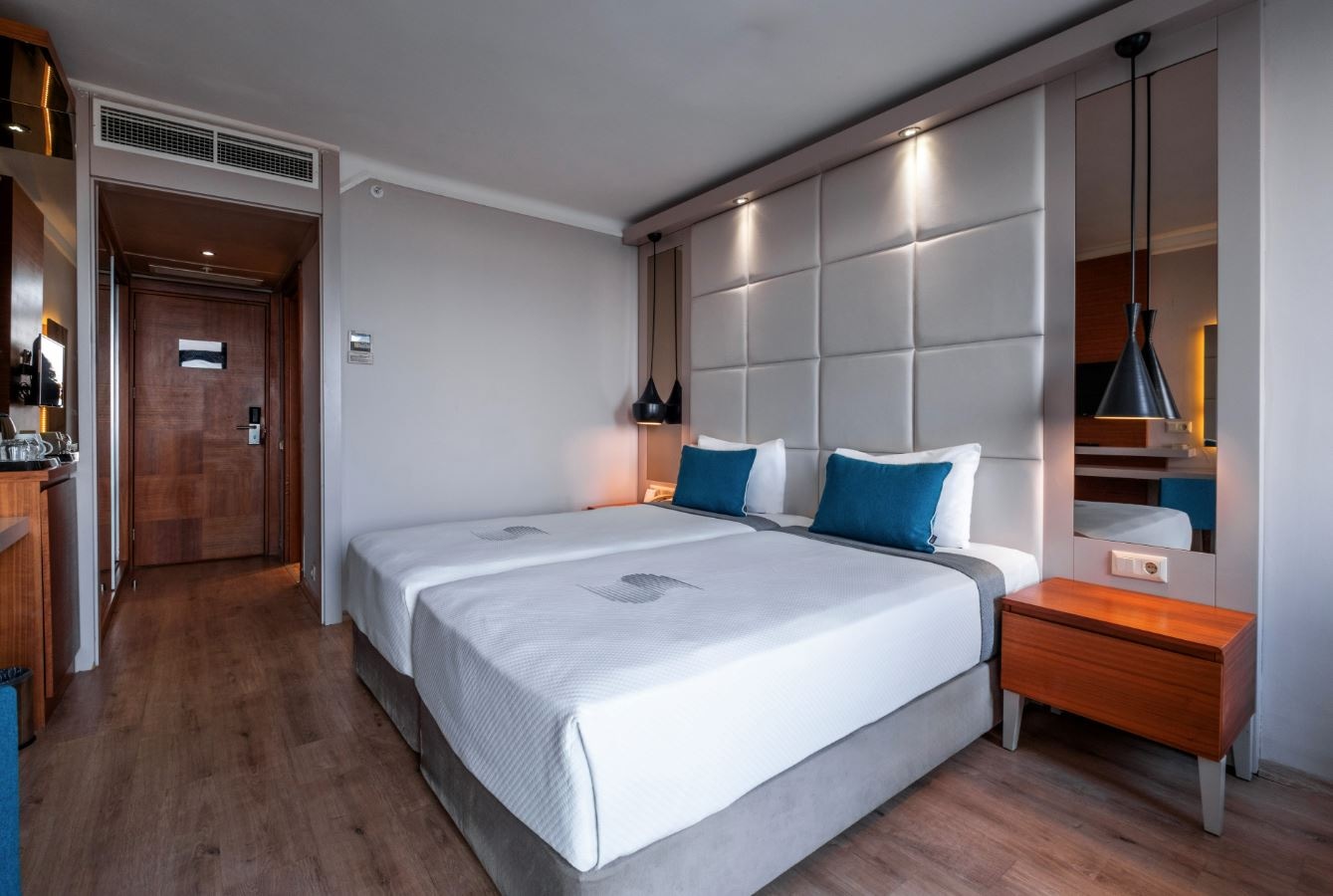 rooms-standart-room-side-sea-view