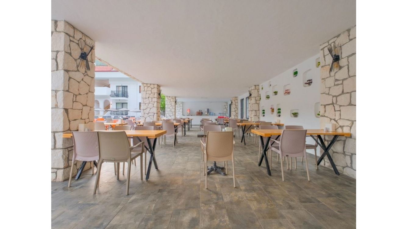 restaurants-restaurants