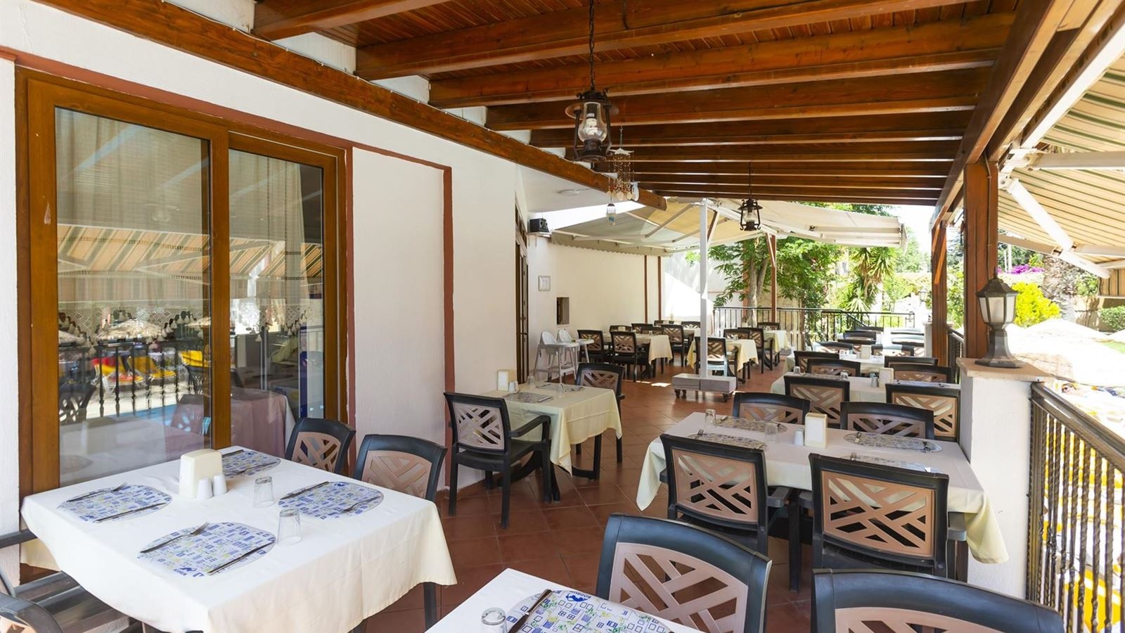 restaurants-main-restaurant