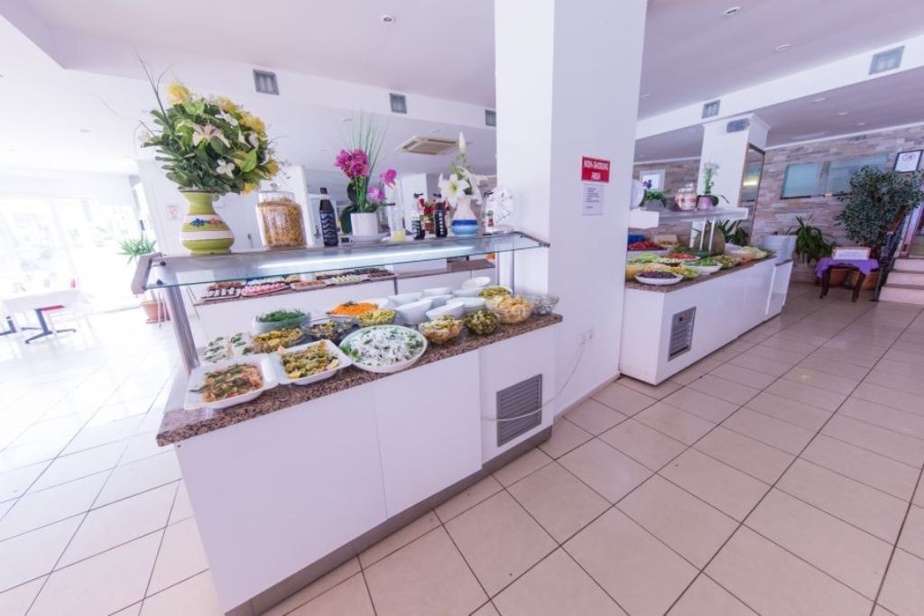 restaurants-restaurant