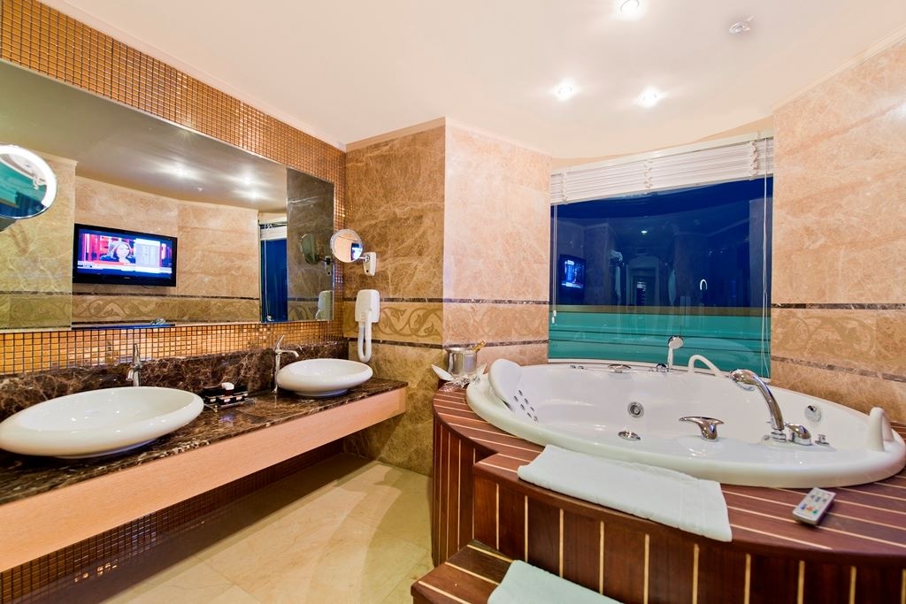 rooms-penthouse-suite