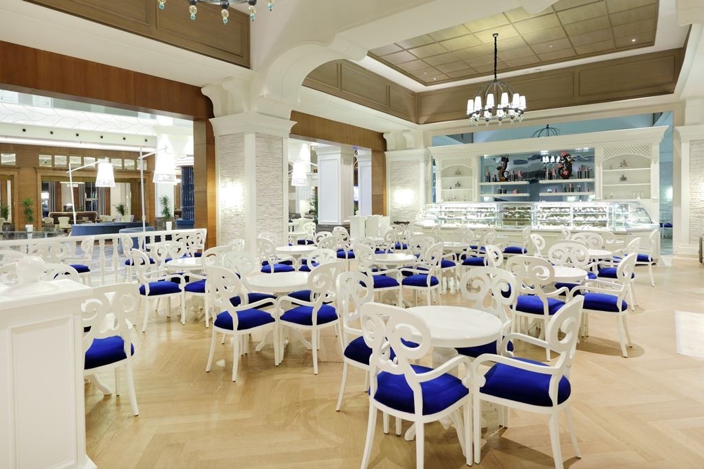 bars-lobby-bar-terrace