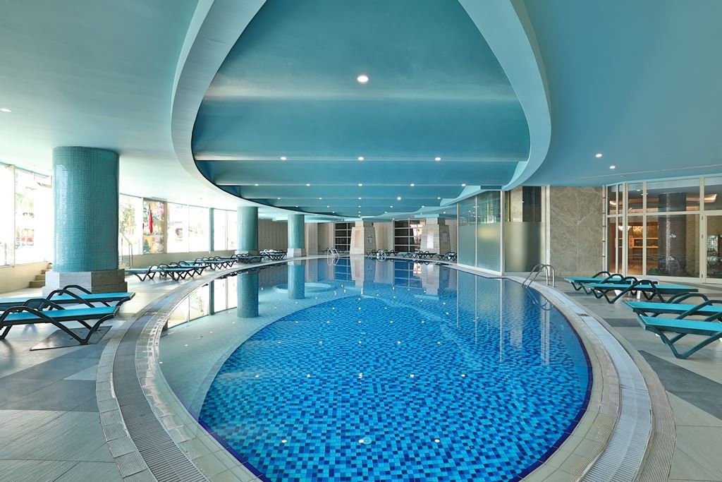 pools-indoor-pool
