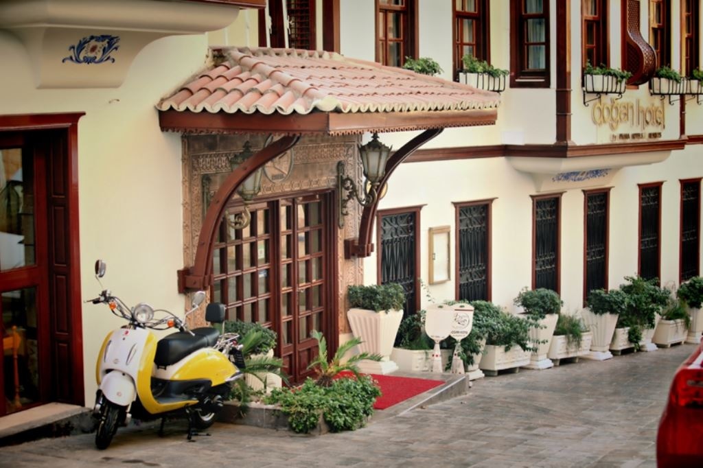 general-main-building