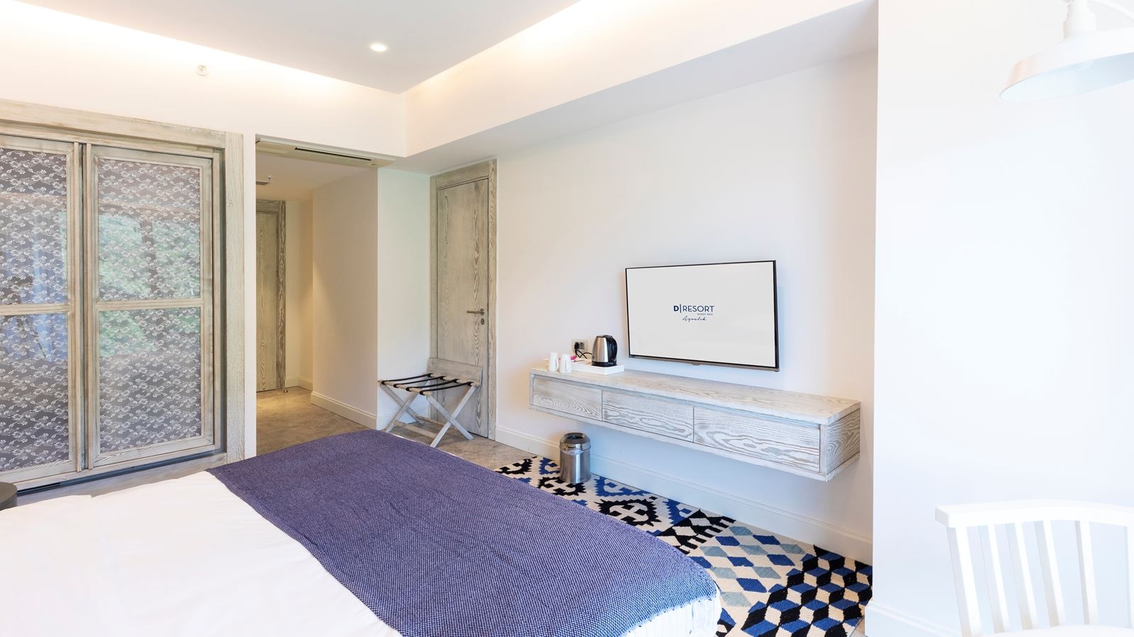 rooms-comfort-forest-view-room