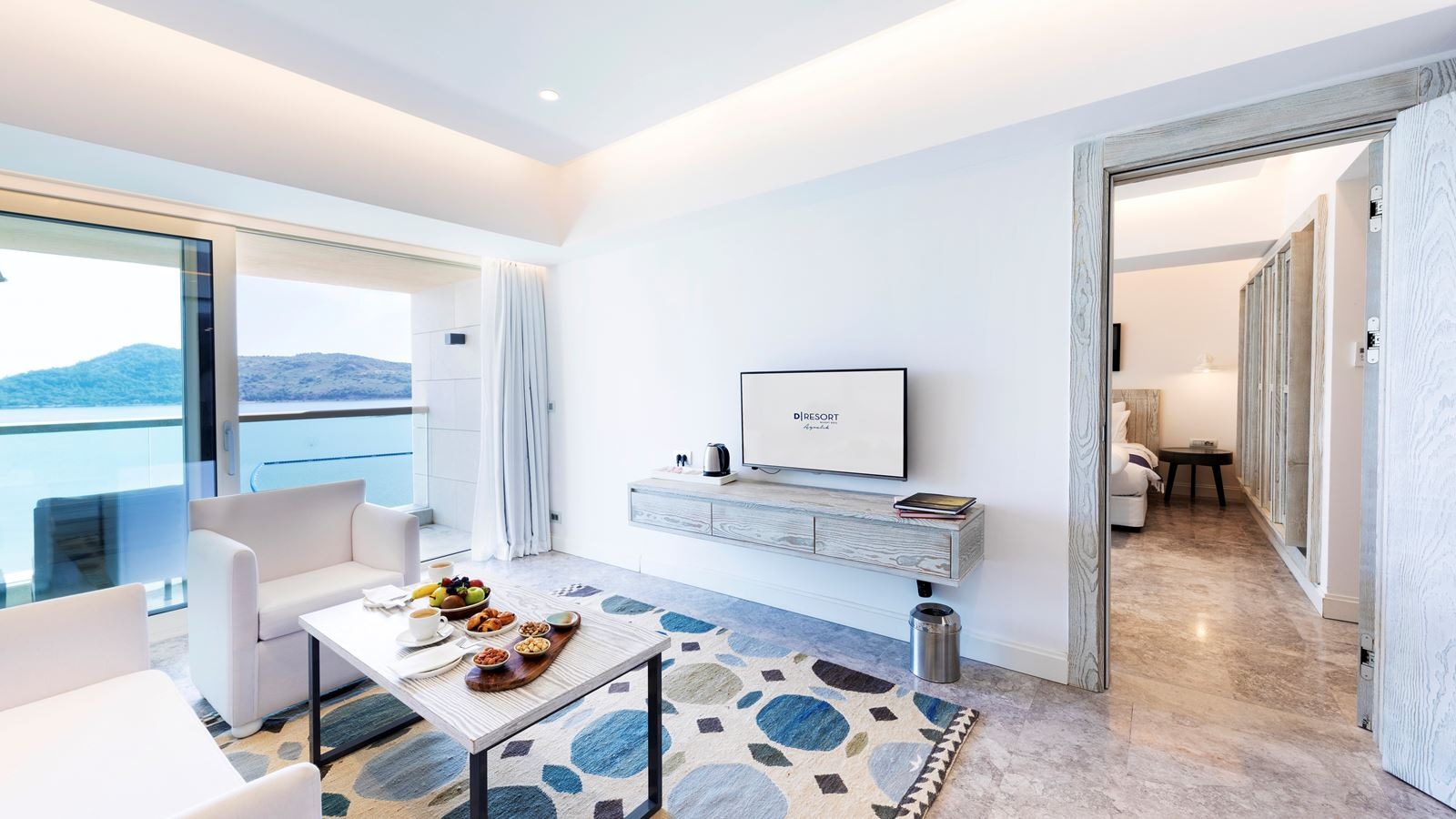 rooms-suite-sea-view-room